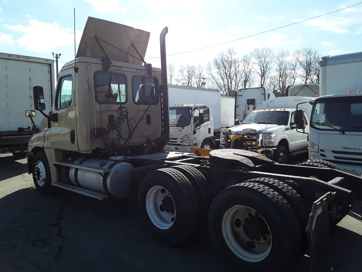 2017 Freightliner/Mercedes CASCADIA 125 665543