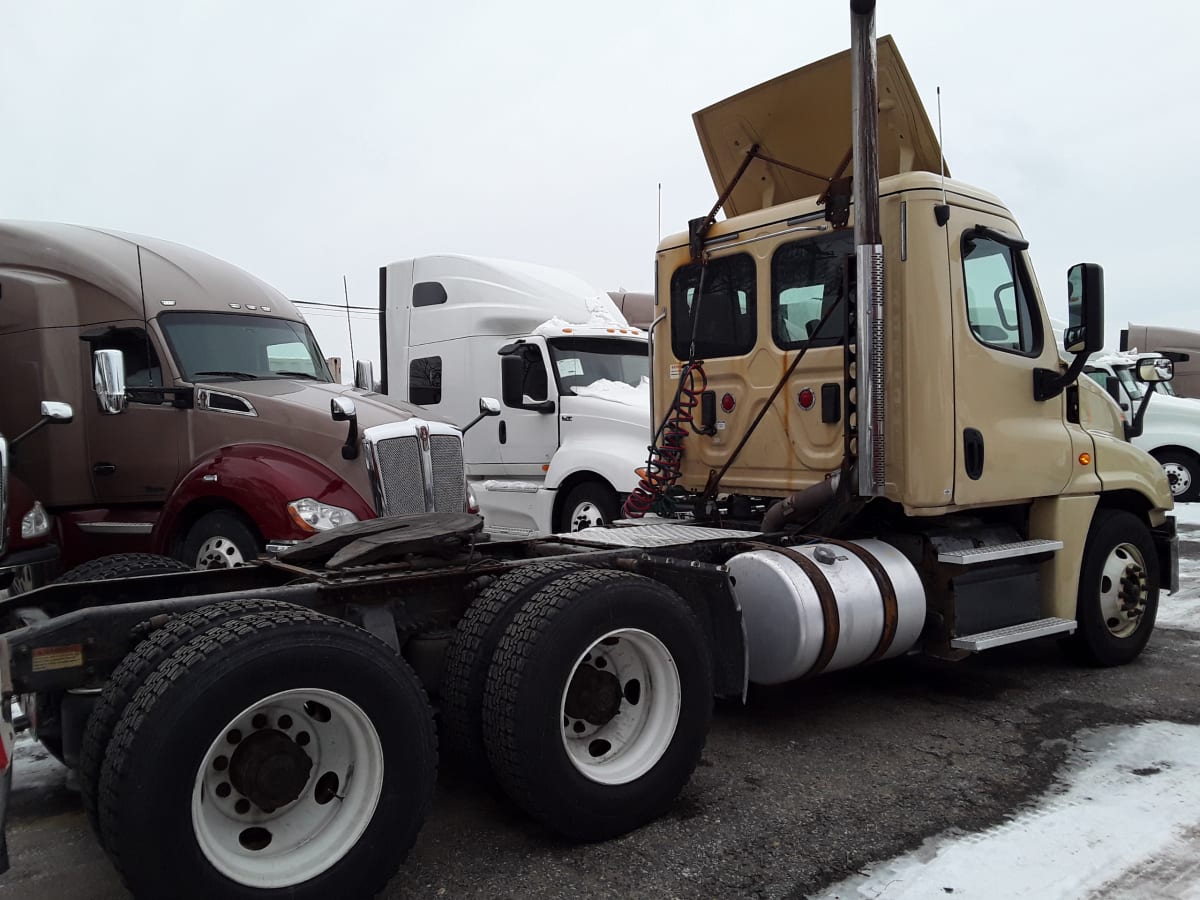 2017 Freightliner/Mercedes CASCADIA 125 665544