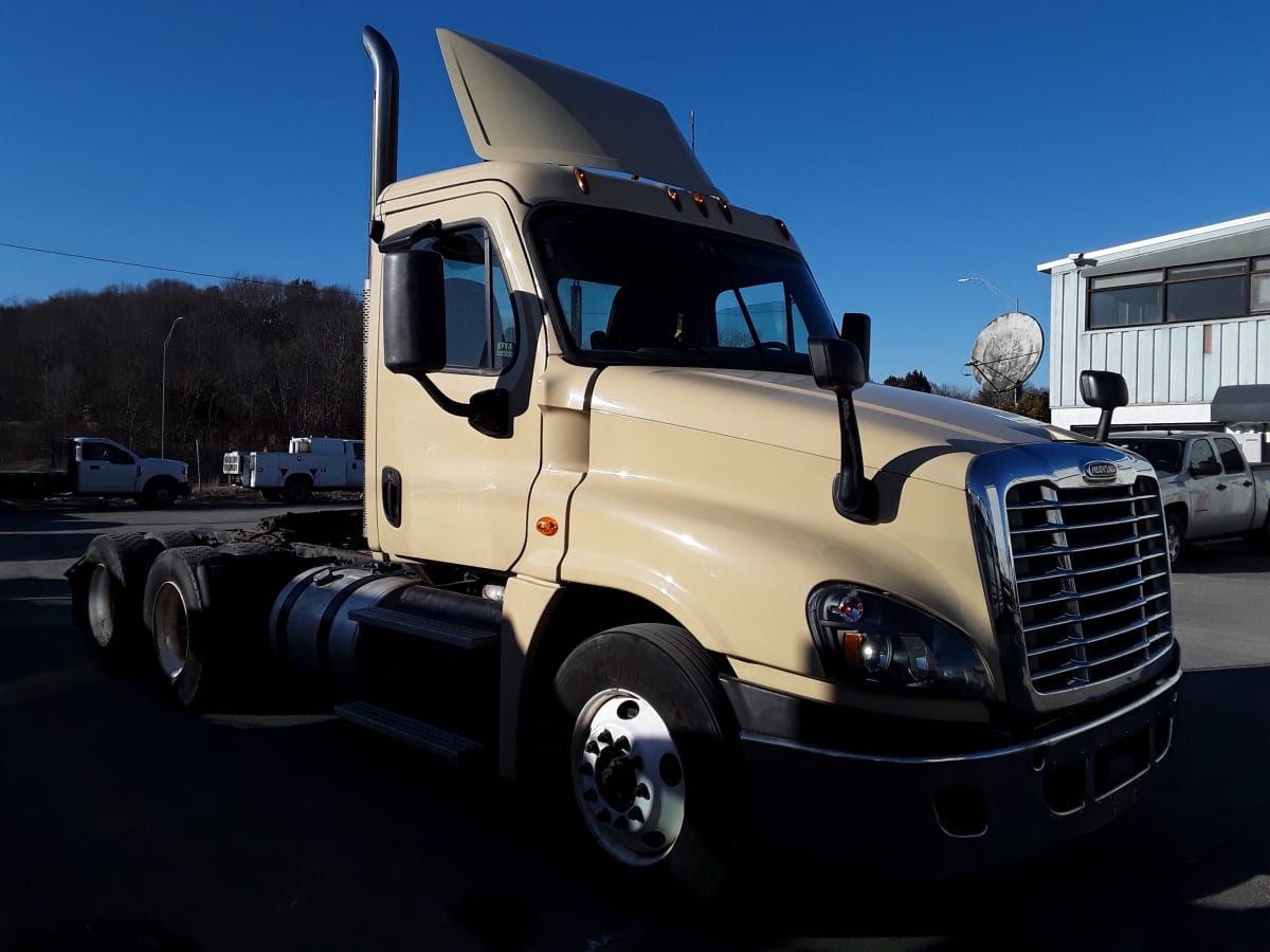 2017 Freightliner/Mercedes CASCADIA 125 665548