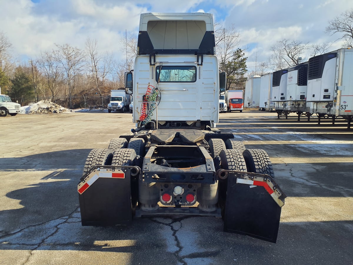 2017 Volvo VNL64TRACTOR 665559