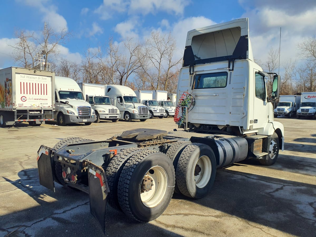 2017 Volvo VNL64TRACTOR 665559