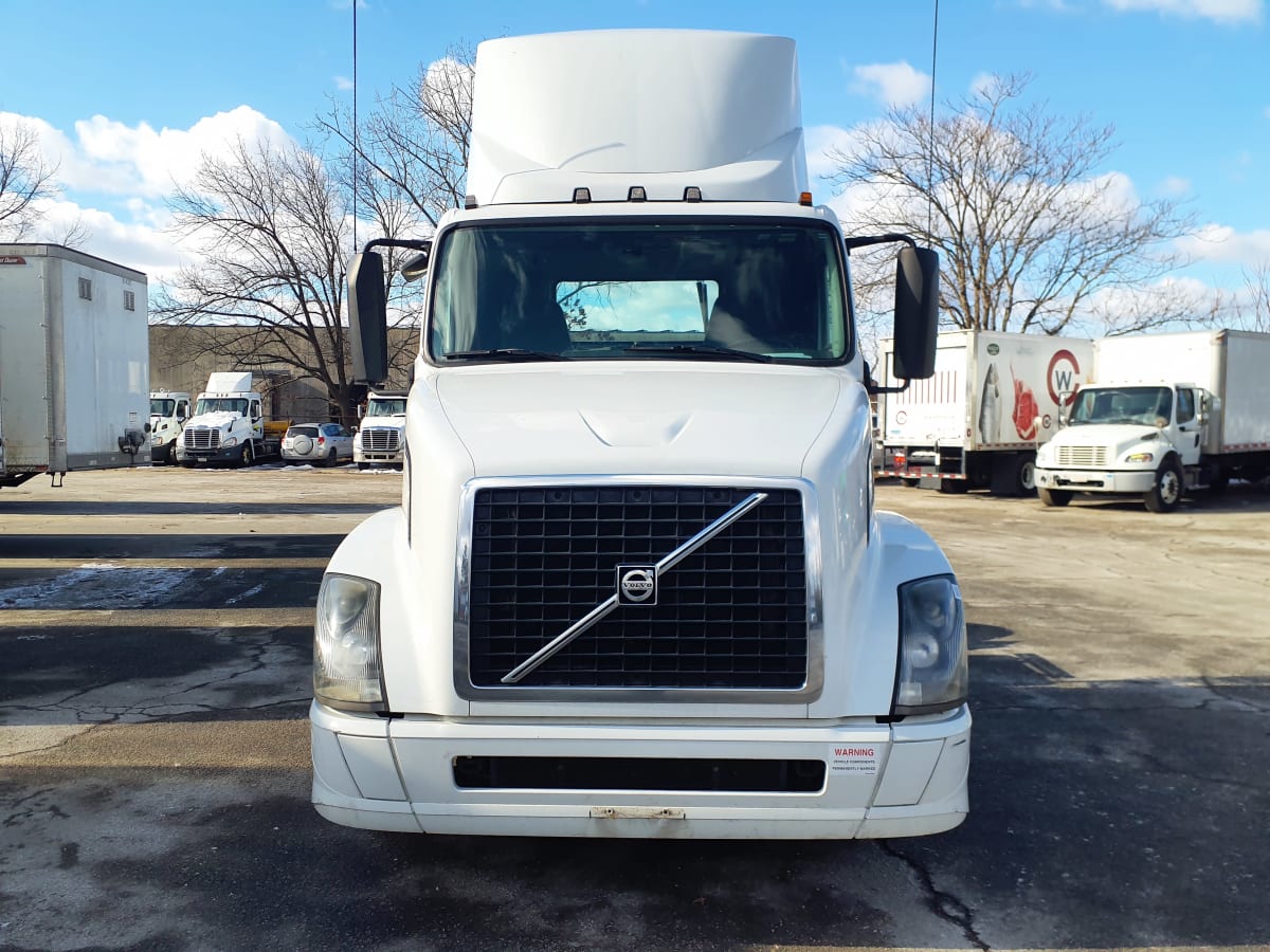 2017 Volvo VNL64TRACTOR 665559