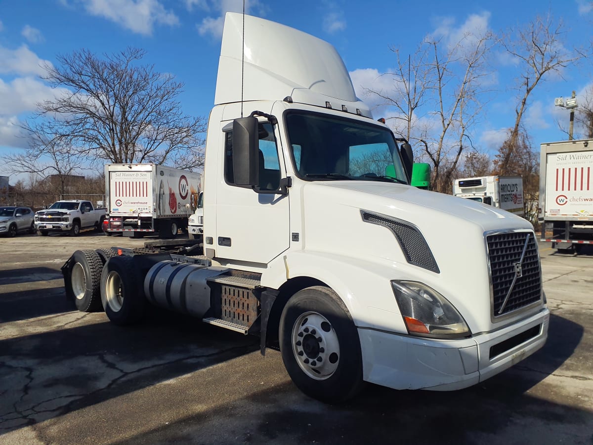 2017 Volvo VNL64TRACTOR 665559