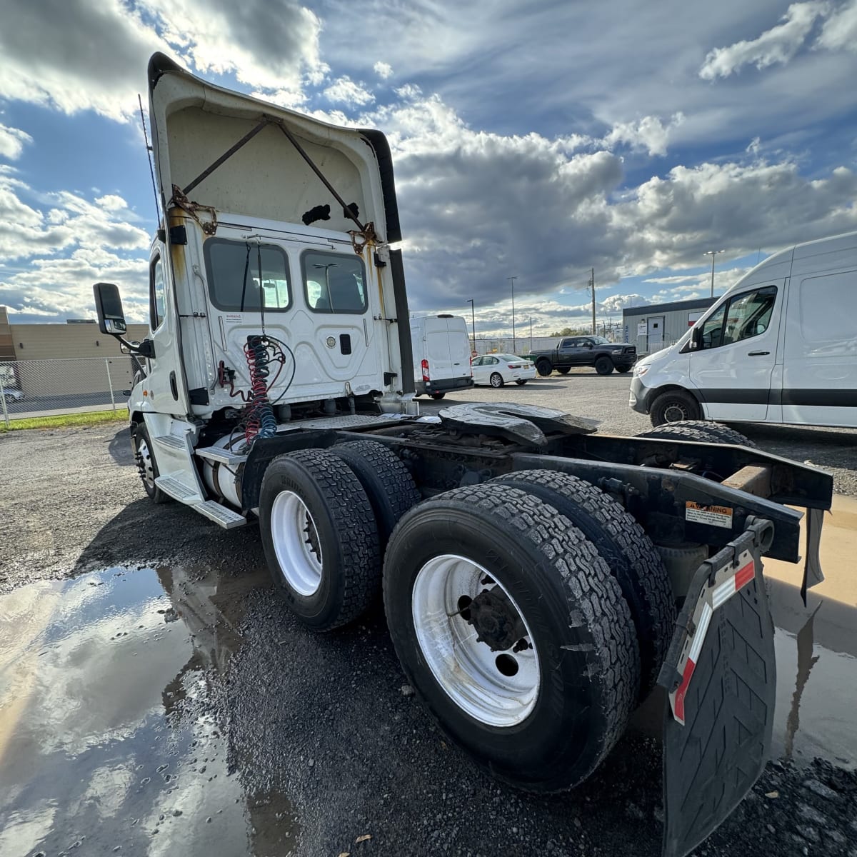 2017 Freightliner/Mercedes CASCADIA 125 665579