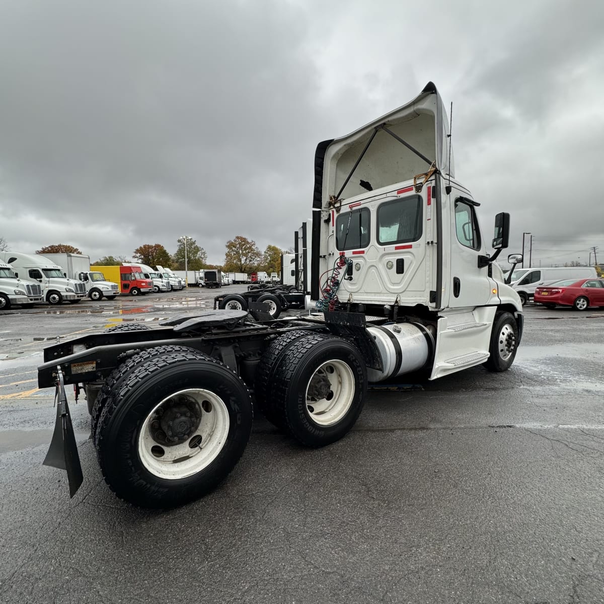 2017 Freightliner/Mercedes CASCADIA 125 665583