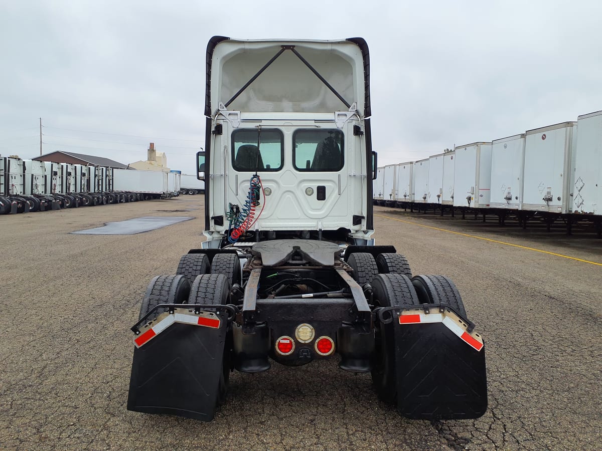 2017 Freightliner/Mercedes CASCADIA 125 665590