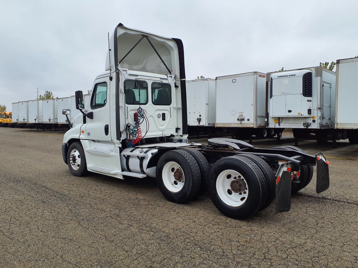 2017 Freightliner/Mercedes CASCADIA 125 665590