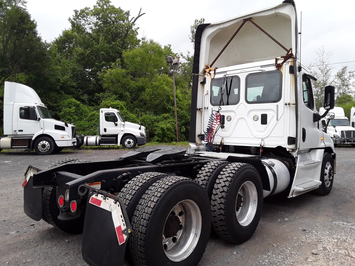 2017 Freightliner/Mercedes CASCADIA 125 665595