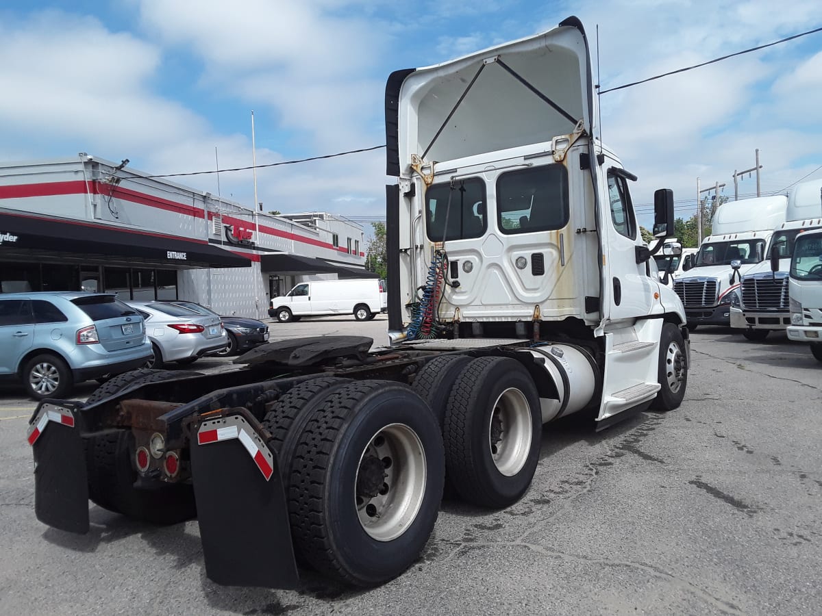 2017 Freightliner/Mercedes CASCADIA 125 665597