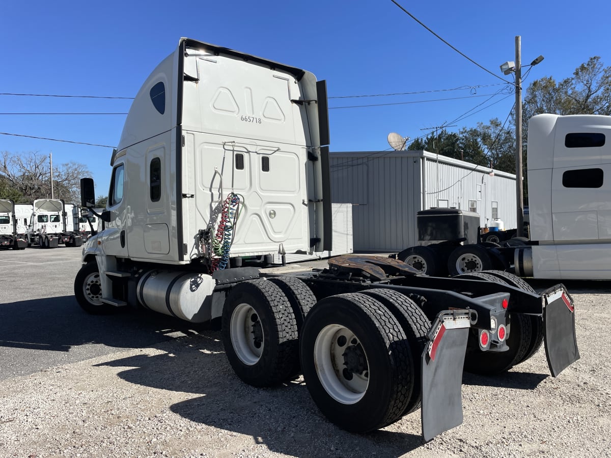 2017 Freightliner/Mercedes CASCADIA 125 665718