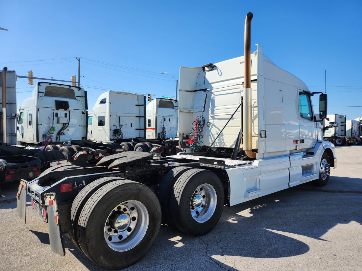 2017 Volvo VNL64TRACTOR 665762