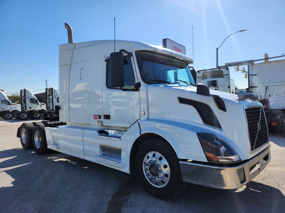 2017 Volvo VNL64TRACTOR 665762