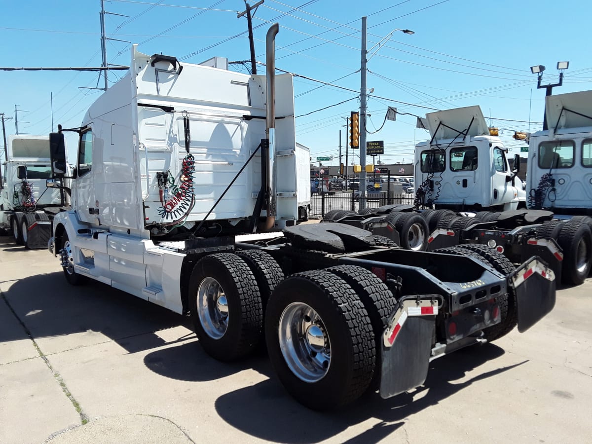 2017 Volvo VNL64TRACTOR 665763