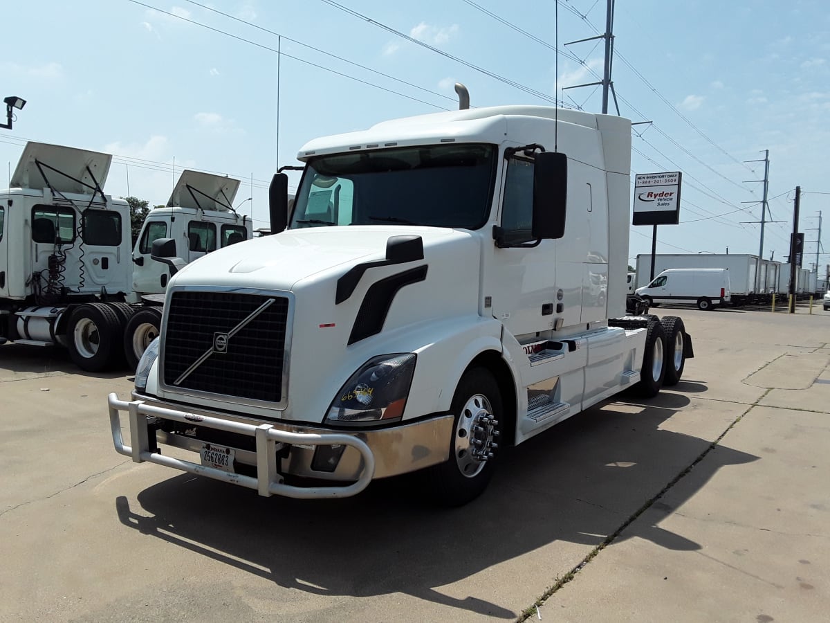 2017 Volvo VNL64TRACTOR 665764