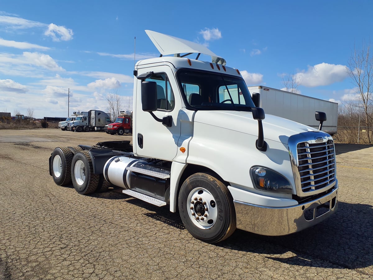 2017 Freightliner/Mercedes CASCADIA 125 665784