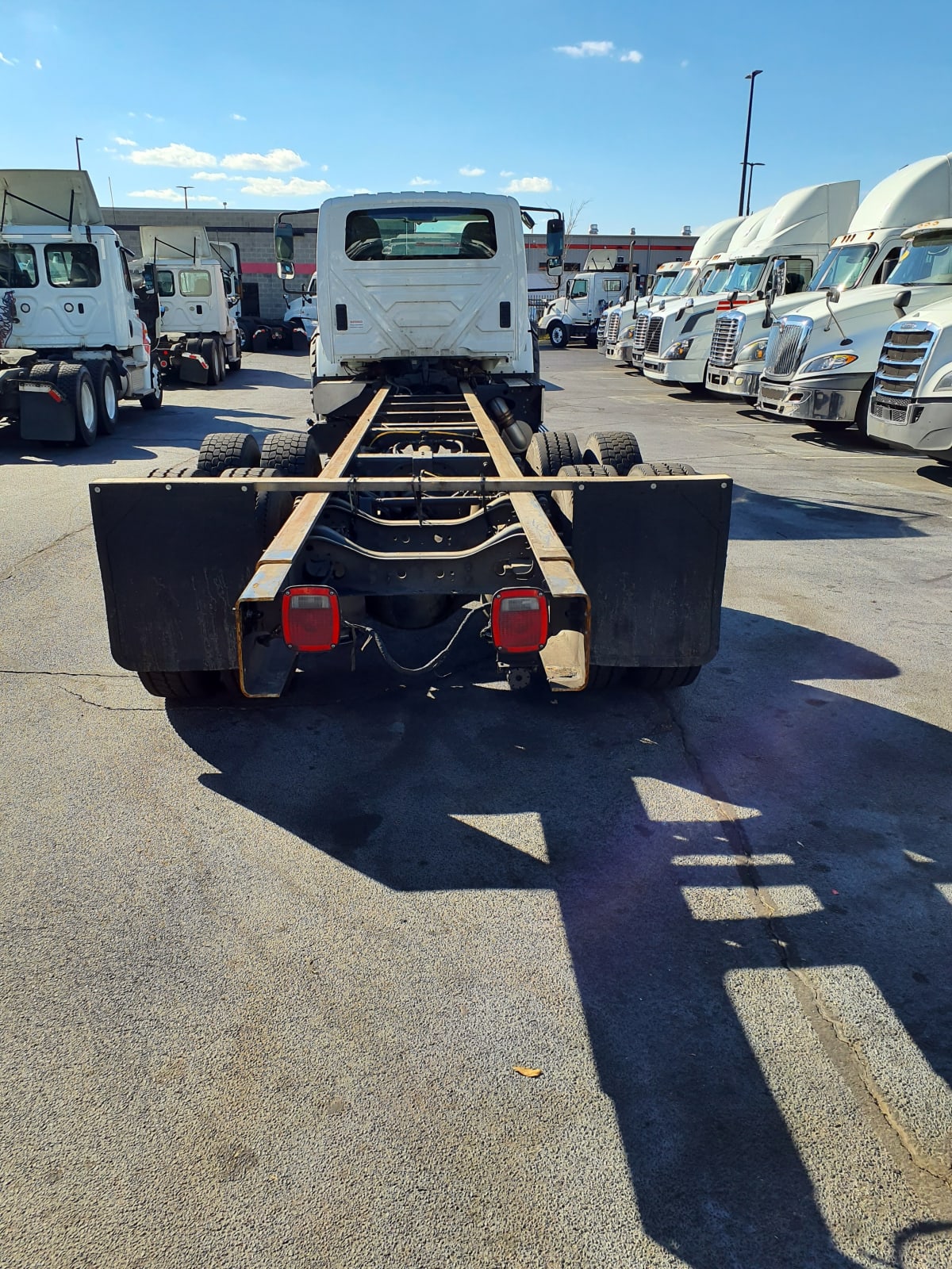 2017 Navistar International 7600 (6X4) 665861