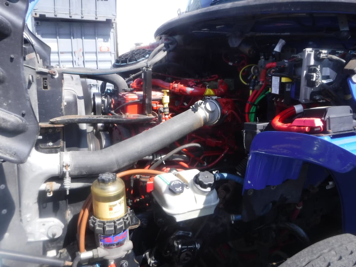 2017 Freightliner/Mercedes M2 106 665925