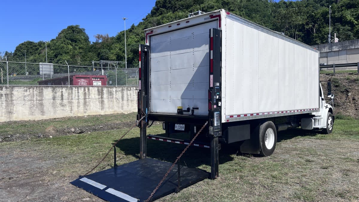 2017 Freightliner/Mercedes M2 106 665970