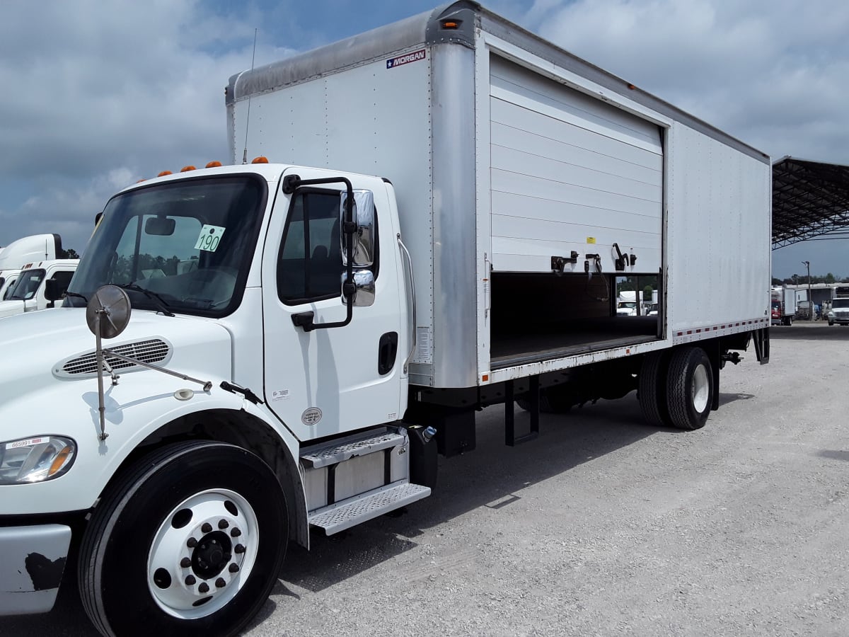 2017 Freightliner/Mercedes M2 106 665991