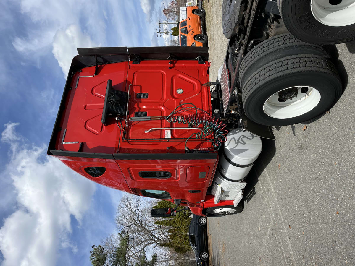 2017 Freightliner/Mercedes CASCADIA 125 666006