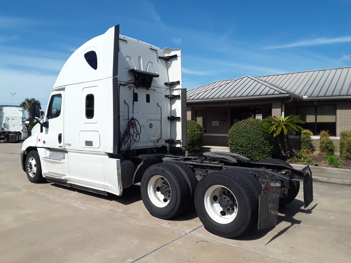 2017 Freightliner/Mercedes CASCADIA 125 666063