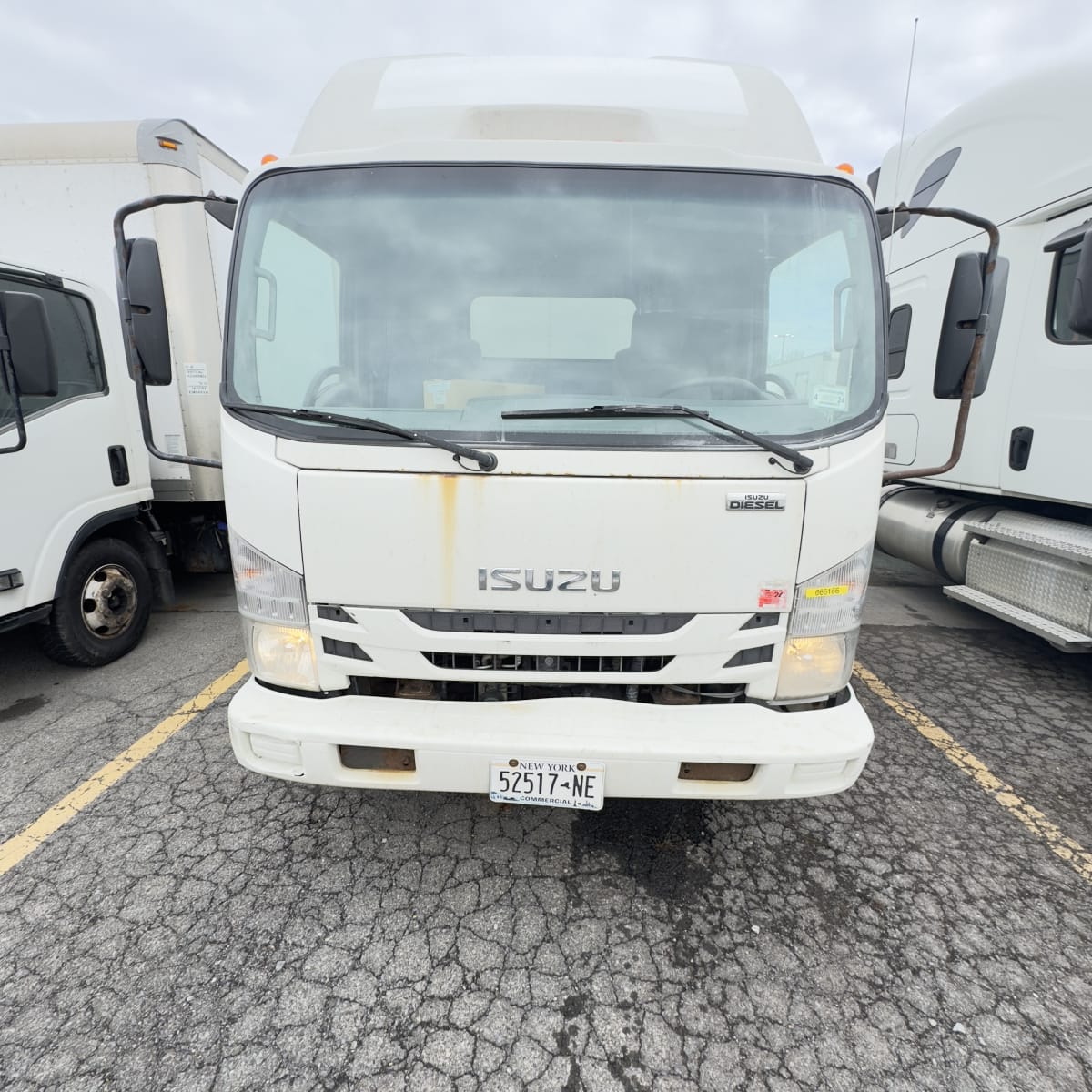 2016 Isuzu NQR 666166