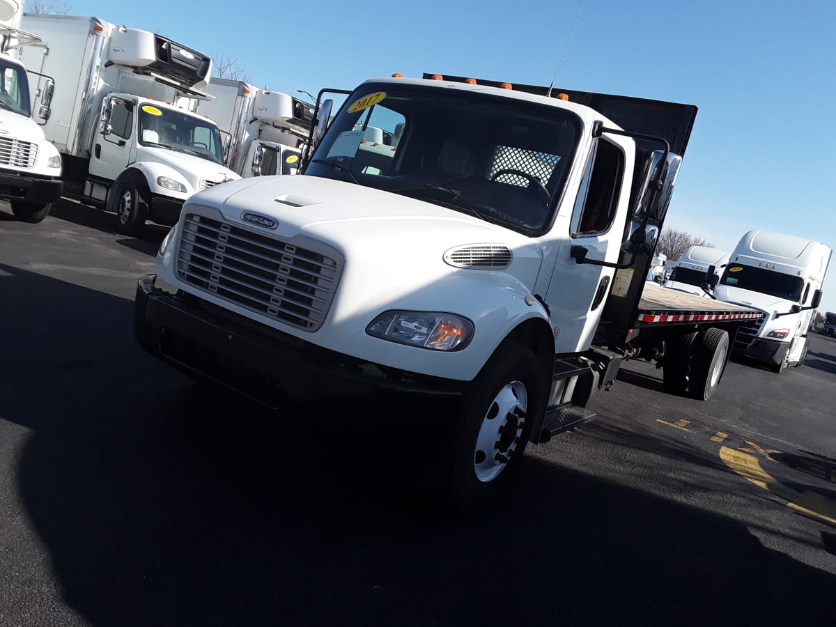 2017 Freightliner/Mercedes M2 106 666275