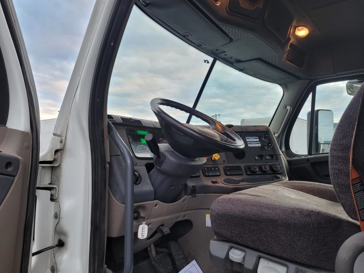 2017 Freightliner/Mercedes CASCADIA 125 666281