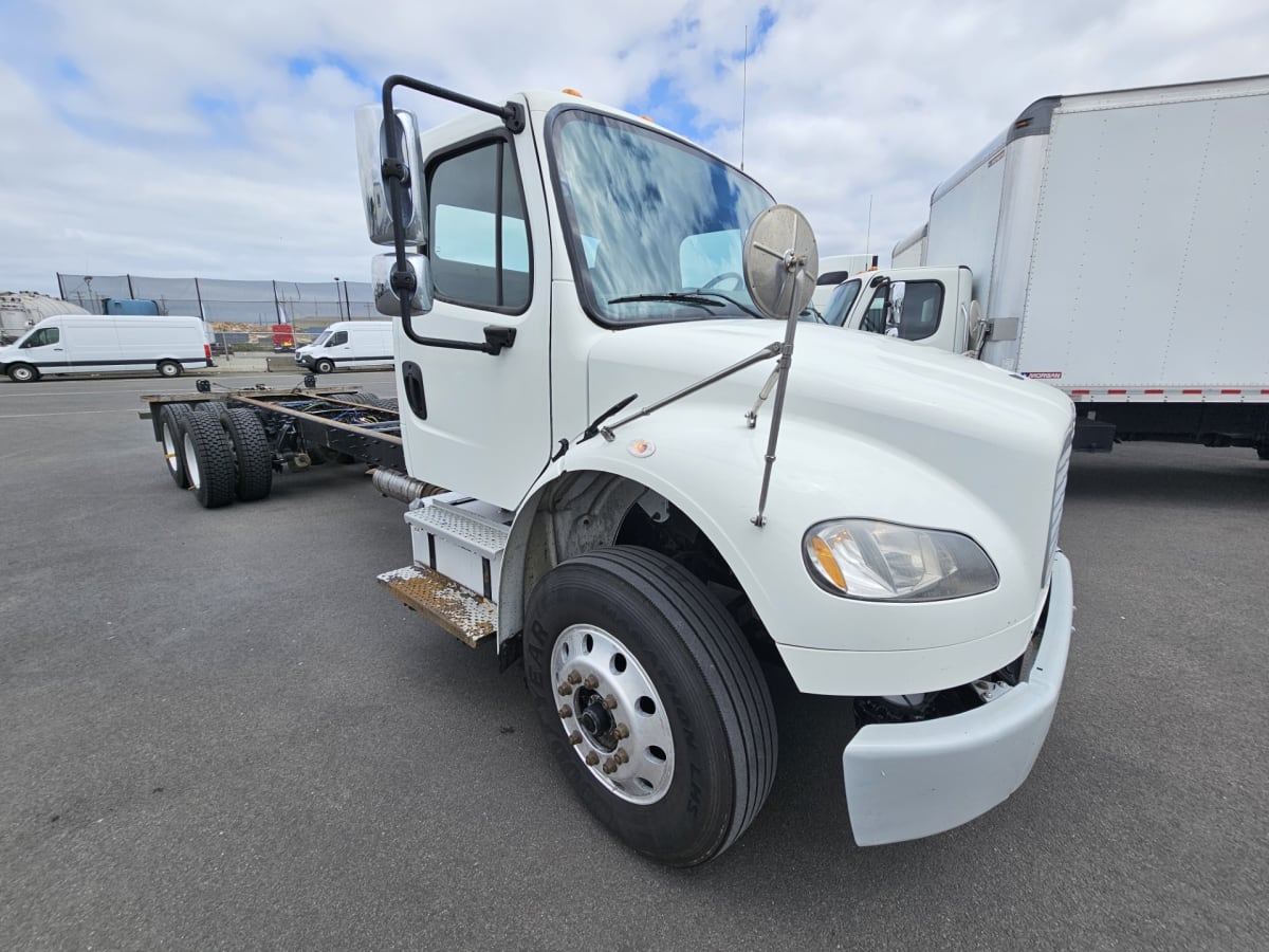 2017 Freightliner/Mercedes M2 106 666286