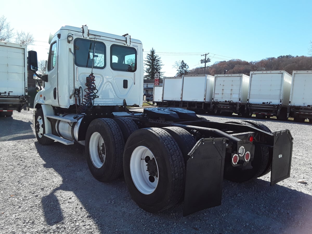 2017 Freightliner/Mercedes CASCADIA 113 666346