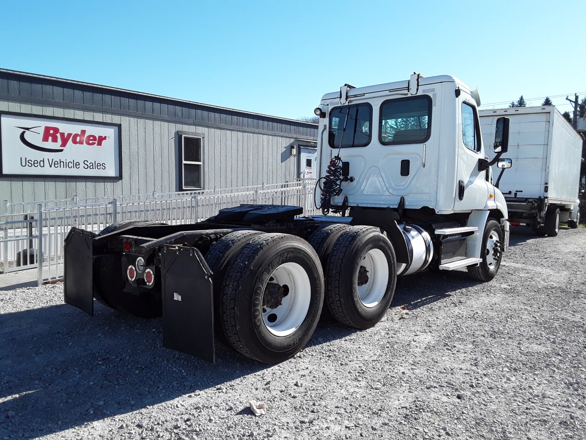 2017 Freightliner/Mercedes CASCADIA 113 666346