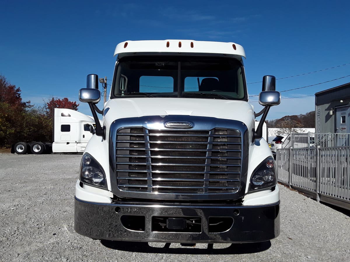 2017 Freightliner/Mercedes CASCADIA 113 666346