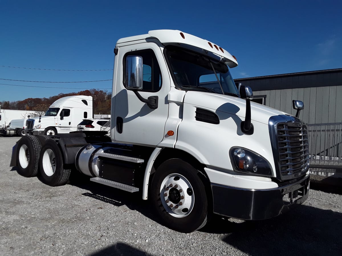 2017 Freightliner/Mercedes CASCADIA 113 666346