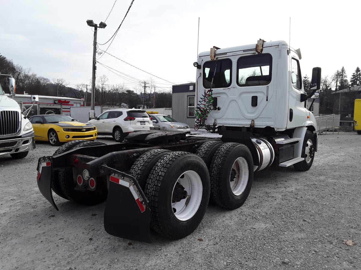 2017 Freightliner/Mercedes CASCADIA 113 666347