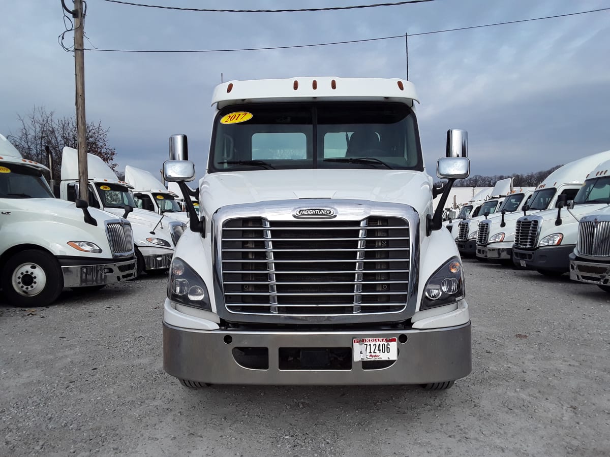 2017 Freightliner/Mercedes CASCADIA 113 666347