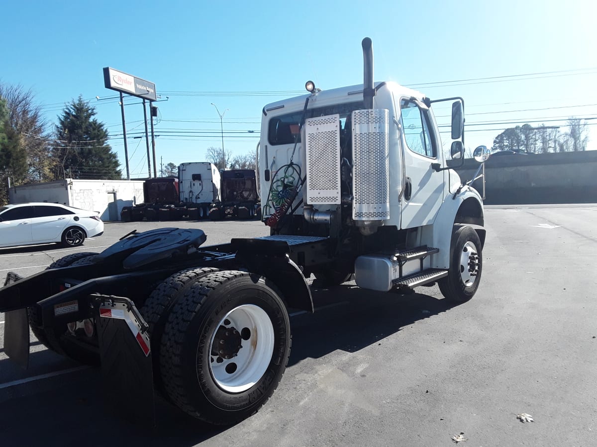 2017 Freightliner/Mercedes M2 106 666361