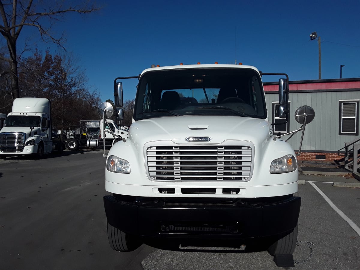 2017 Freightliner/Mercedes M2 106 666361