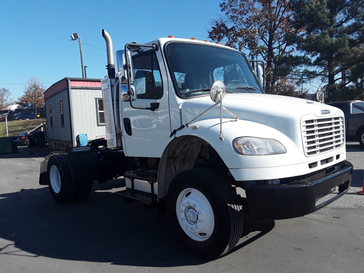 2017 Freightliner/Mercedes M2 106 666362