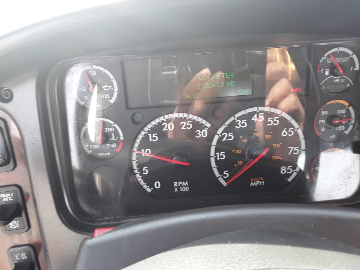 2017 Freightliner/Mercedes M2 106 666363