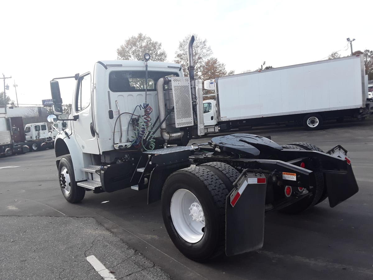 2017 Freightliner/Mercedes M2 106 666363