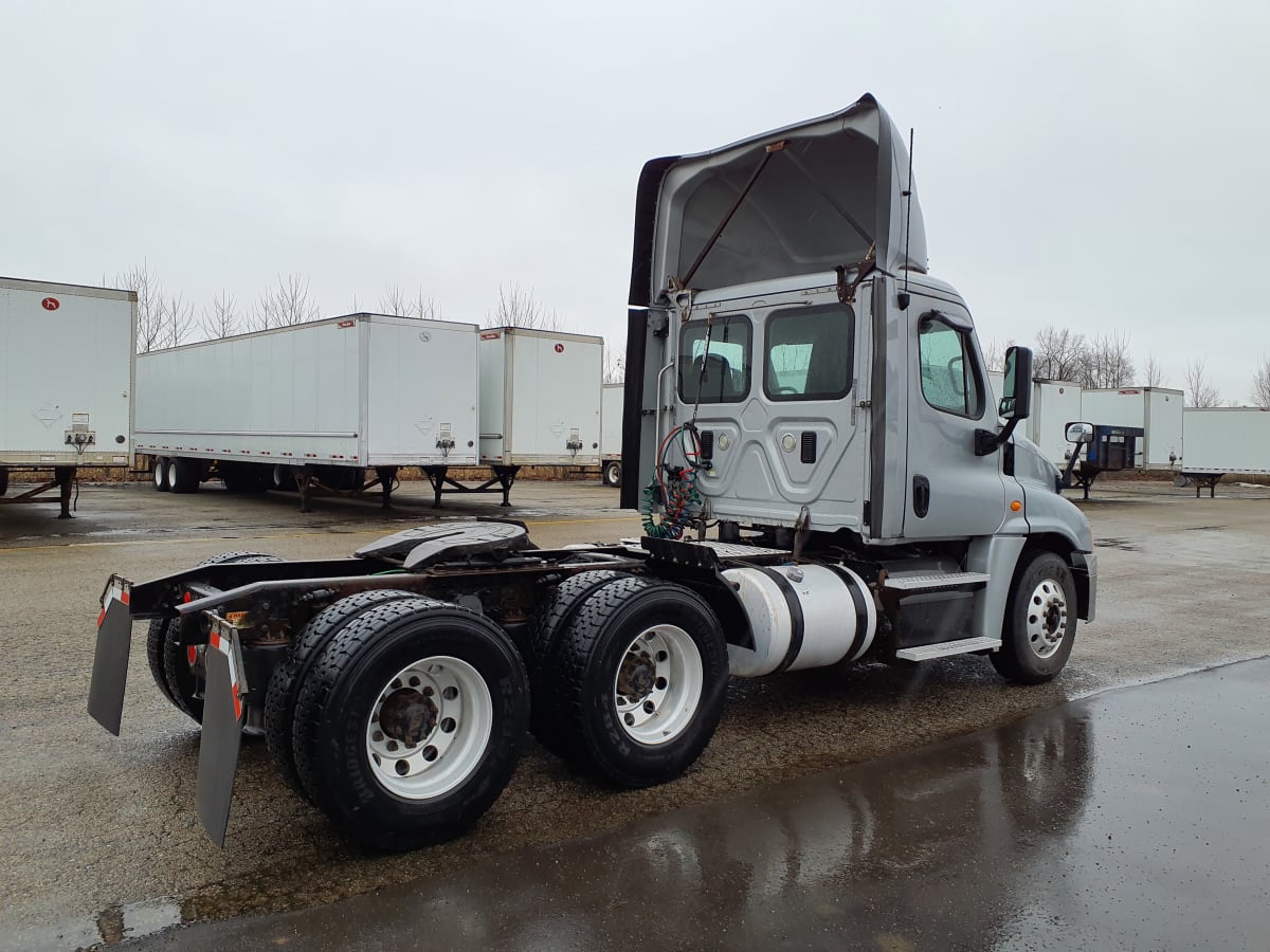 2017 Freightliner/Mercedes CASCADIA 125 666367