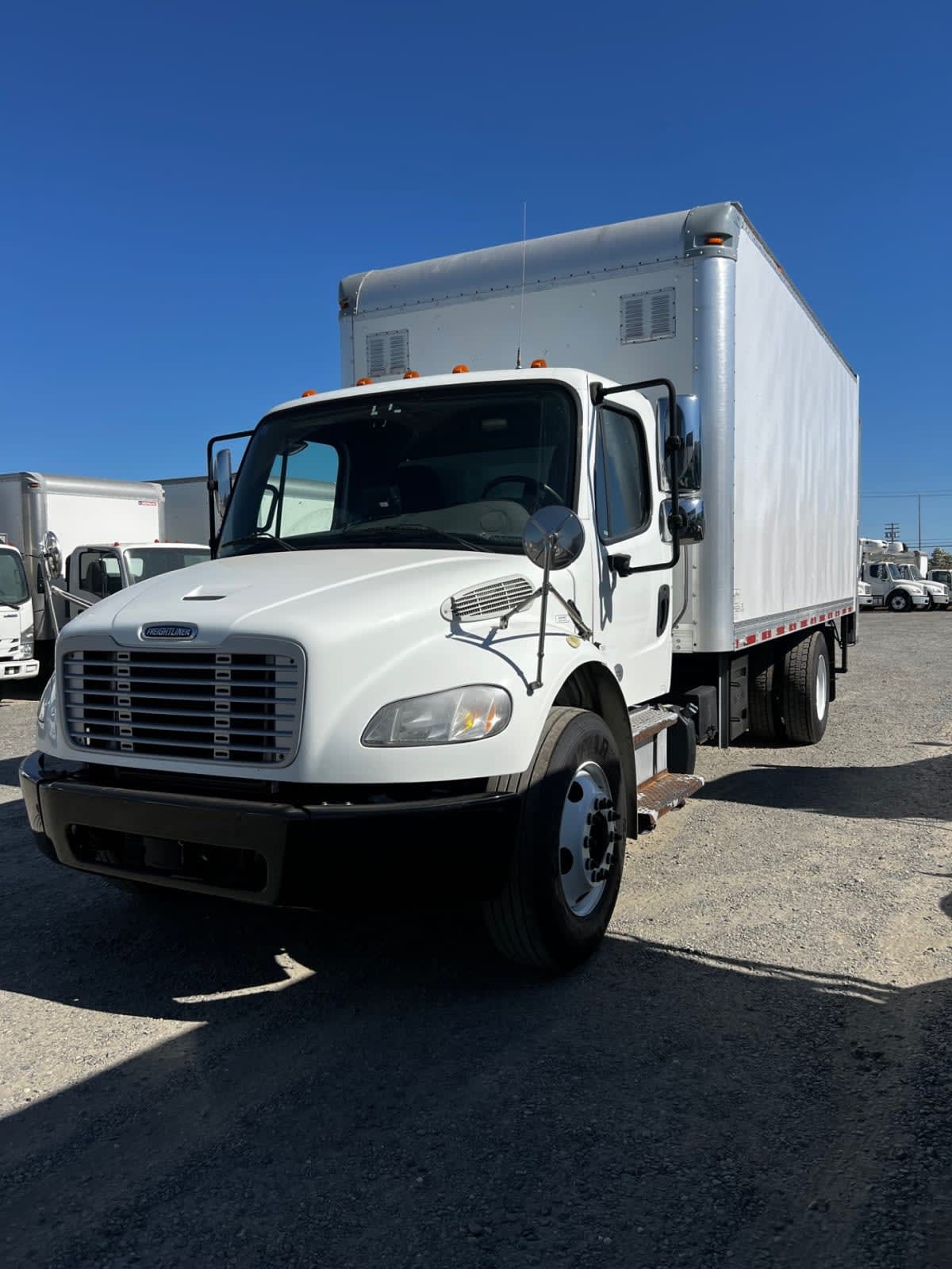 2017 Freightliner/Mercedes M2 106 666413