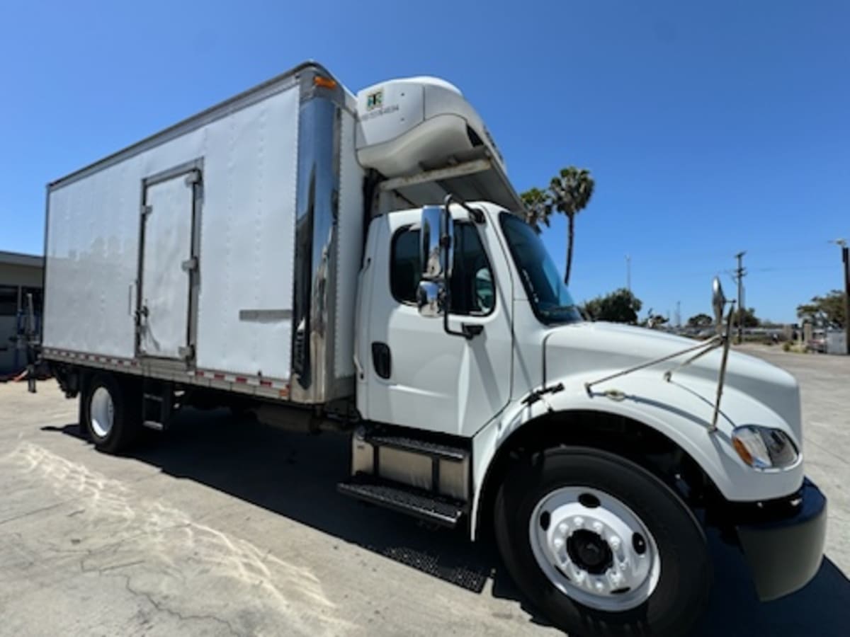 2017 Freightliner/Mercedes M2 106 666452