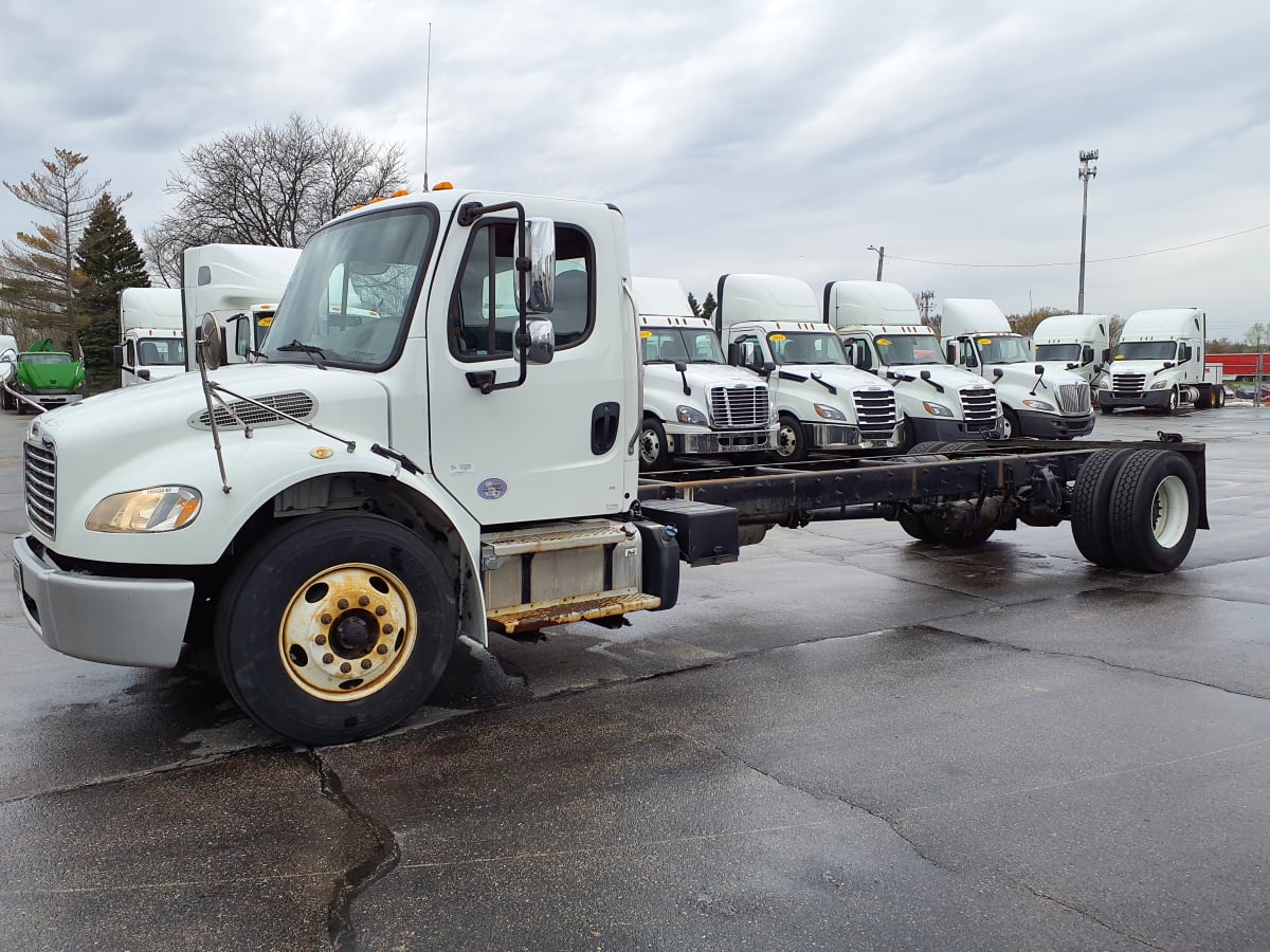 2017 Freightliner/Mercedes M2 106 666534