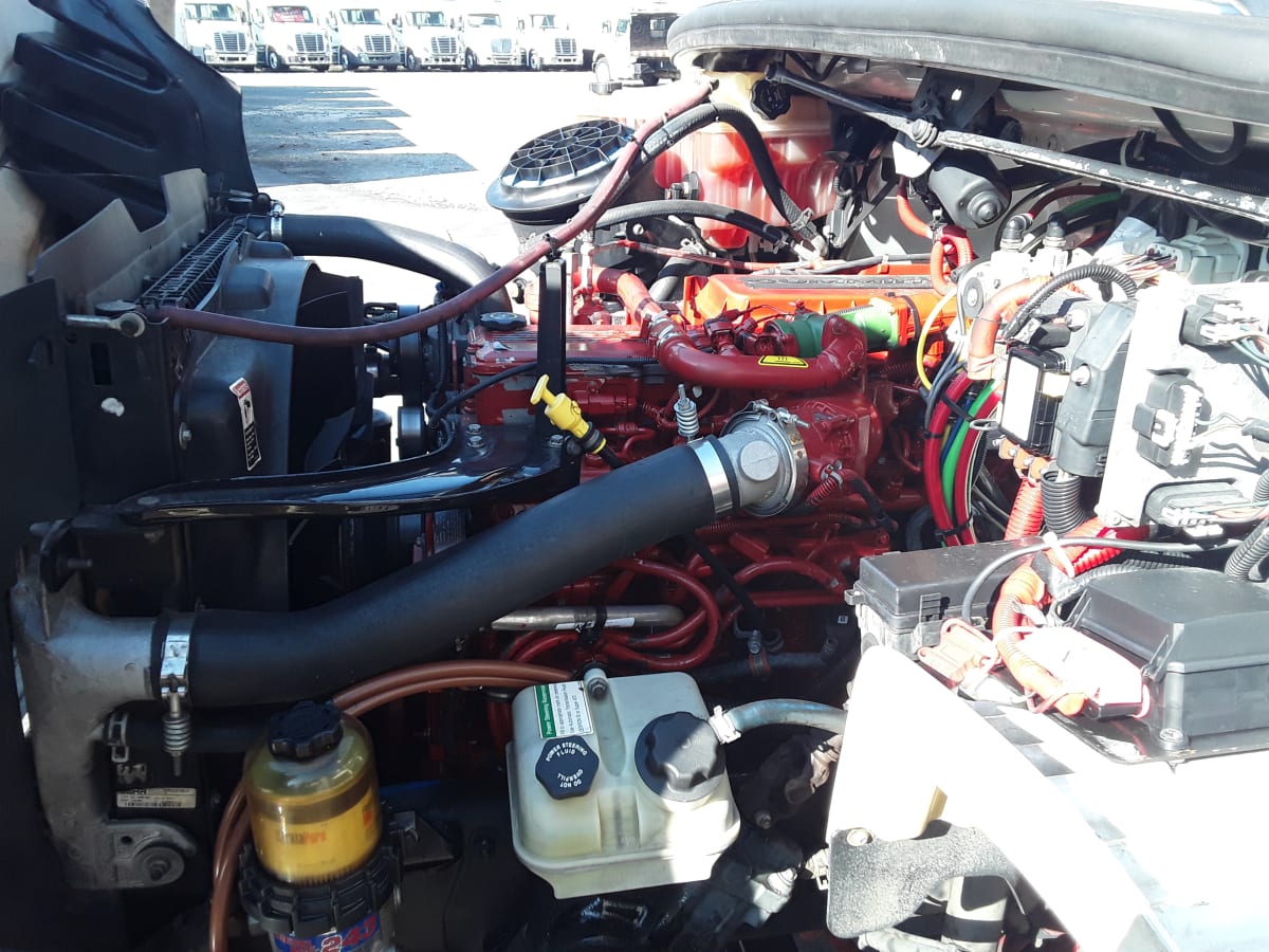 2017 Freightliner/Mercedes M2 106 666590