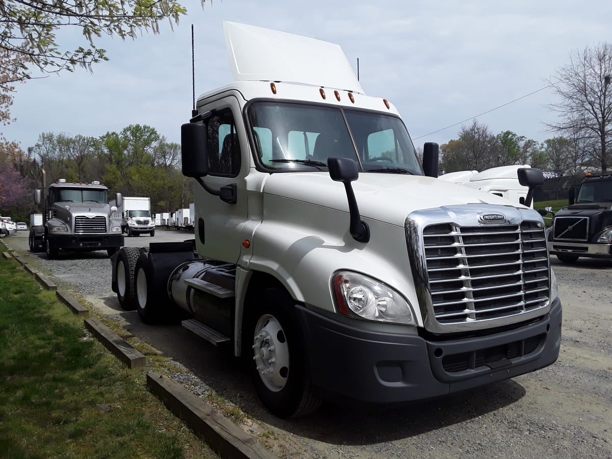 2017 Freightliner/Mercedes CASCADIA 125 666902