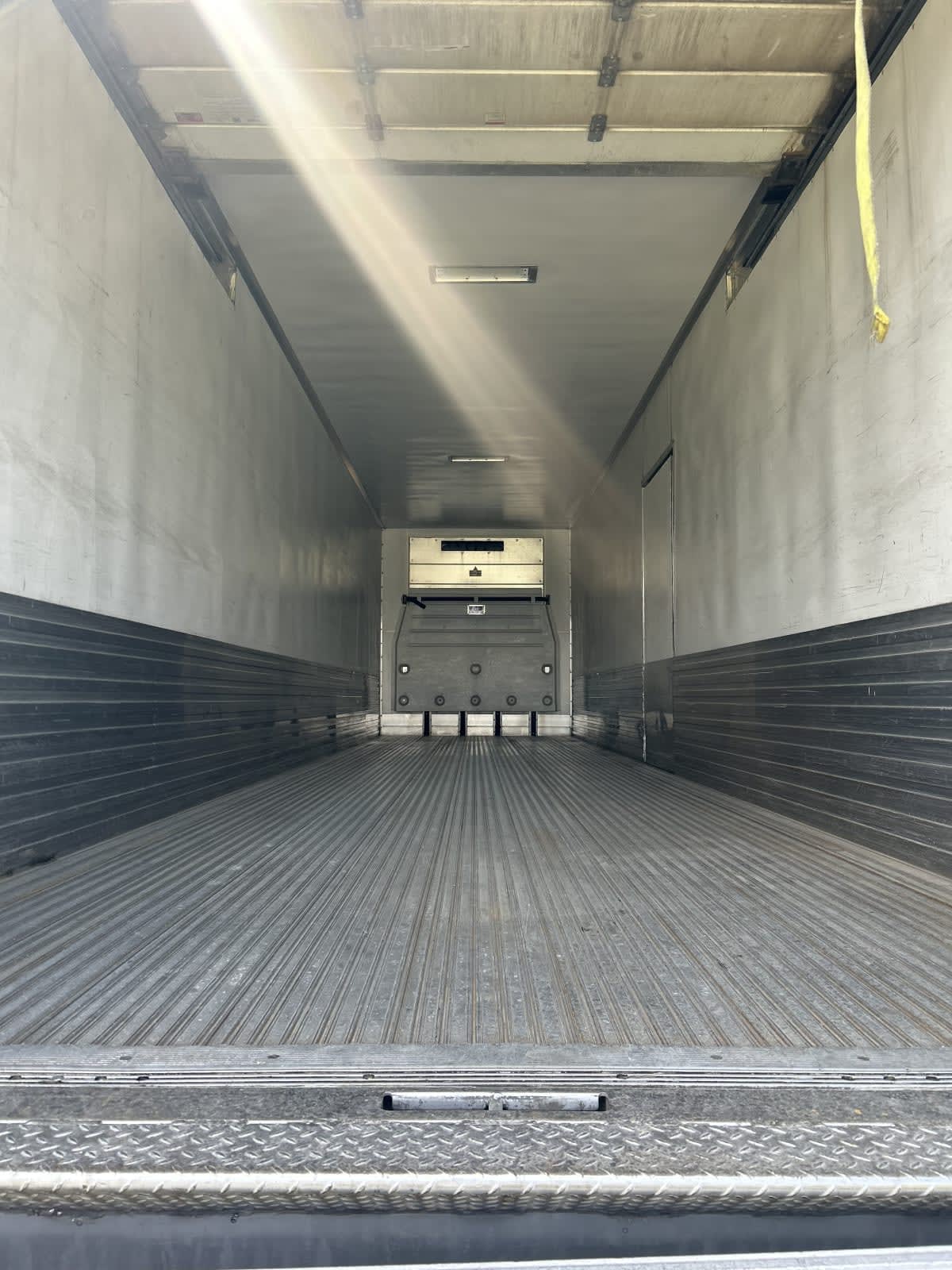 2017 Utility Trailers VS2RA 36/162/102 666908