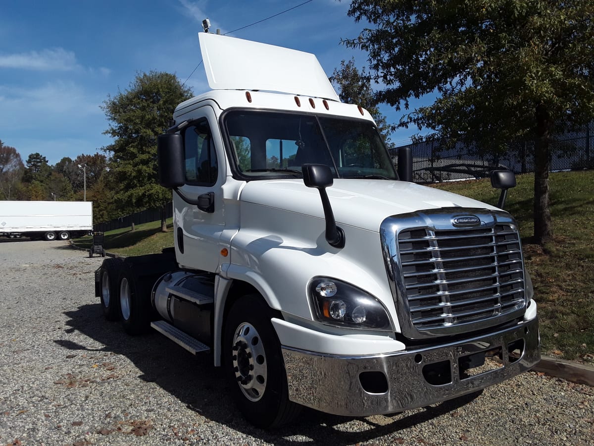 2017 Freightliner/Mercedes CASCADIA 125 666925