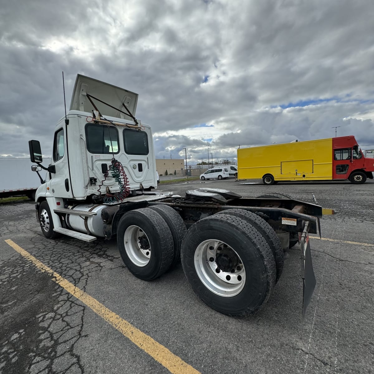 2017 Freightliner/Mercedes CASCADIA 125 666926