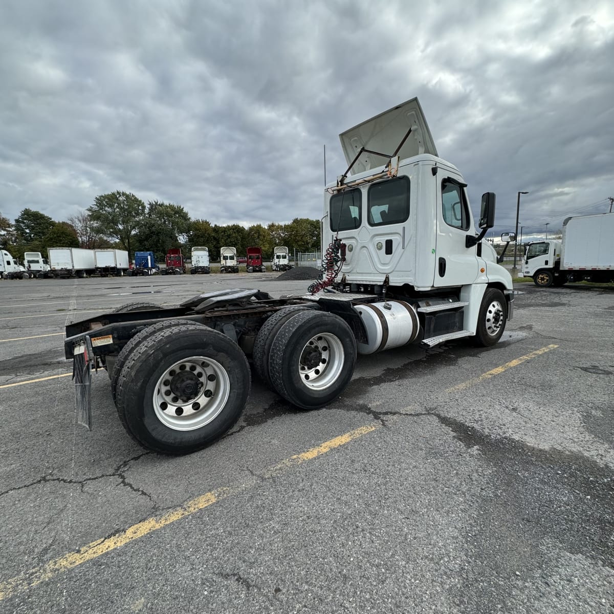 2017 Freightliner/Mercedes CASCADIA 125 666926